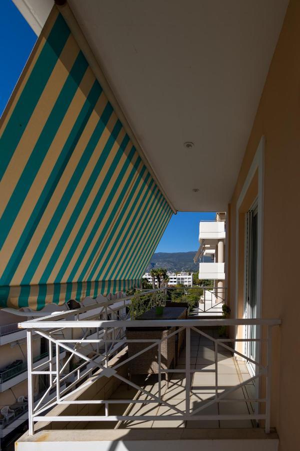 Seaside Penthouse In Каламата Экстерьер фото