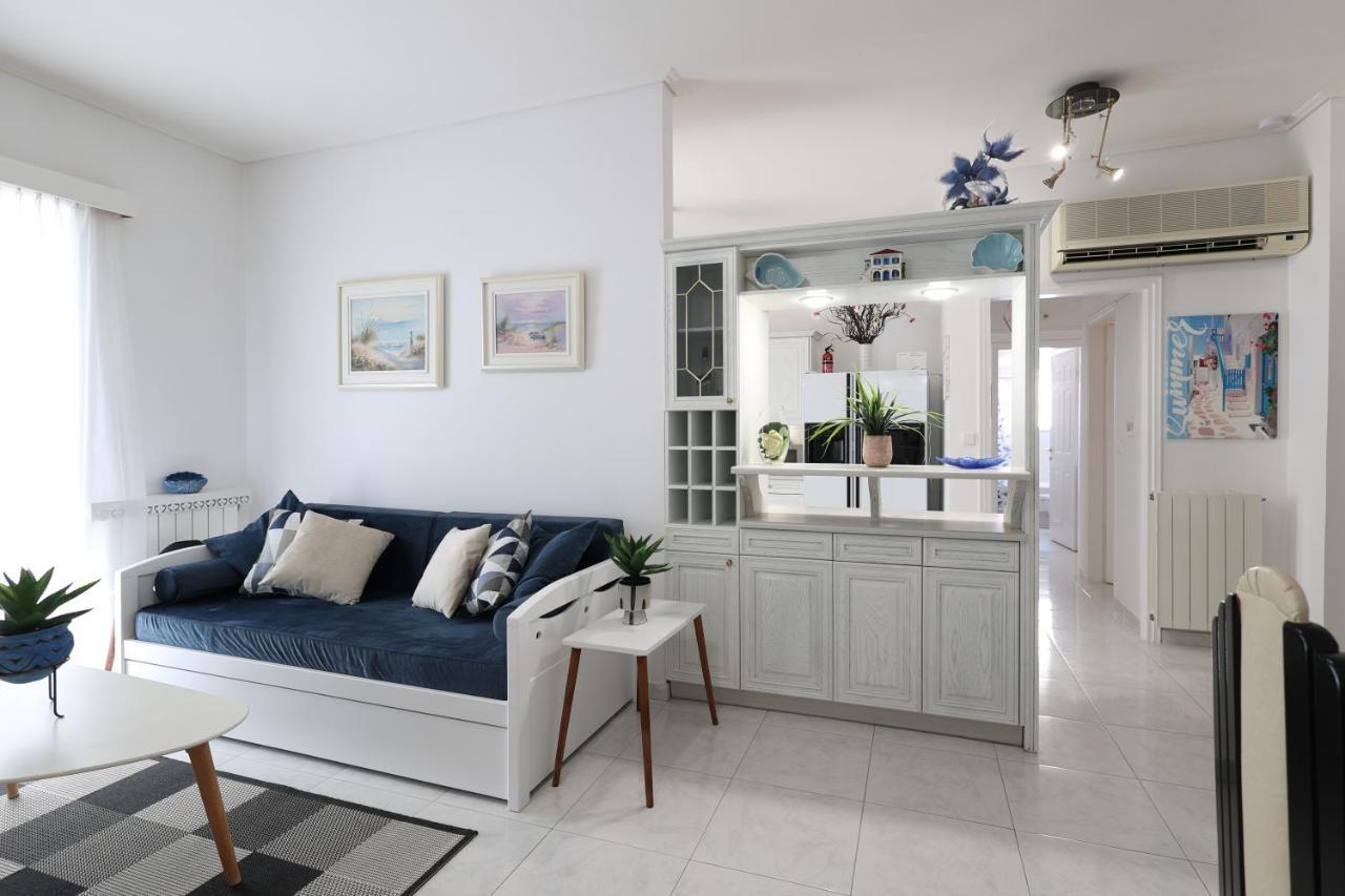 Seaside Penthouse In Каламата Экстерьер фото